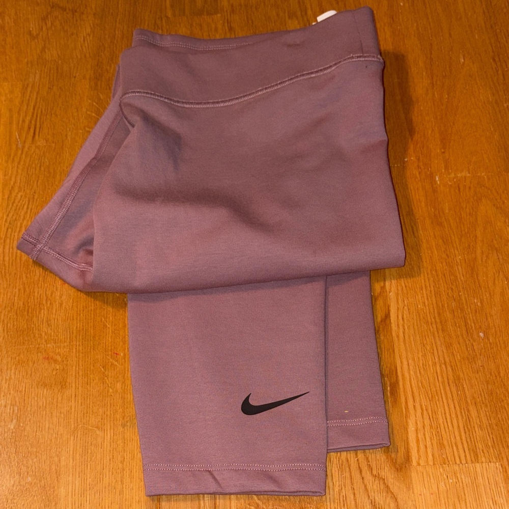 Nike Dusty Pink Leggings - Picture 6 of 6